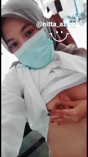 Nitta azizah Eksib Hampir Ketahuan - Videy Indo.mp4