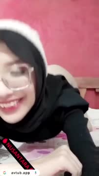Miraisya Awek Malay Lepas Jilban Hitam Bugil Omek - AVTub.mp4