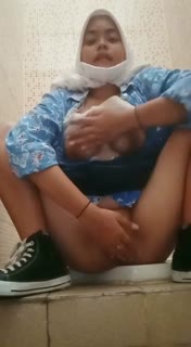 smp pap pipis disekolah
