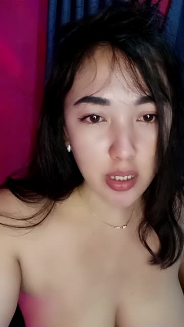TANTE MOMOSHAN SII IBUK KOS YANG SUKA JAJANIN KNTWQL ANAK KOSAN BIAR KAGA NAKAL