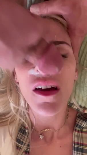 crot di muka pelacur.mp4
