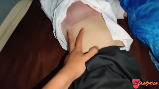 ABG SMA LAGI TIDUR DI GREPE OM NYA SAMPE NGEWS - DoodStream - DoodStream