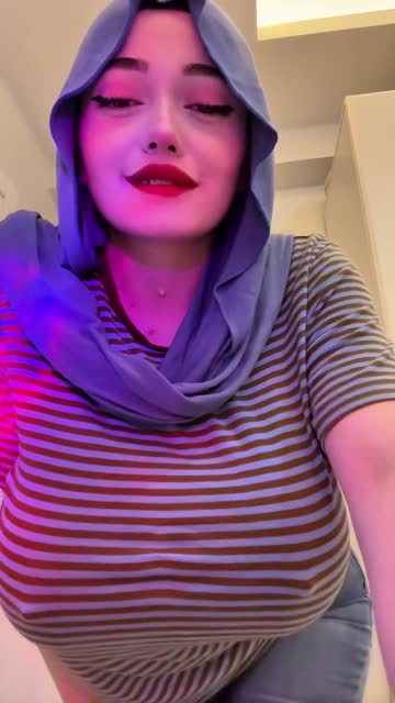 harembigboobs-73526954071_4-20261007_005917.mp4