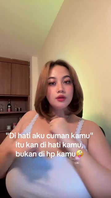 Yossi Eka Pratiwi Exclusive - Join Tele @lupabelum (11).mp4