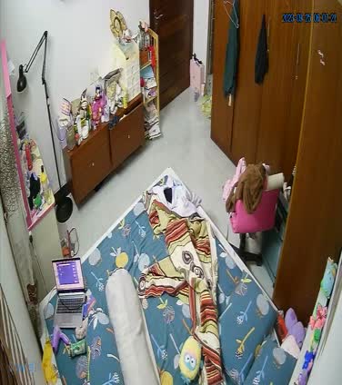 1_5120939483260258149.mp4