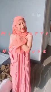 Jilbab Cantik BJ, Crot di Mulut trus Dimainin Sperma nya, ngilu banget huu - DoodStream.mp4