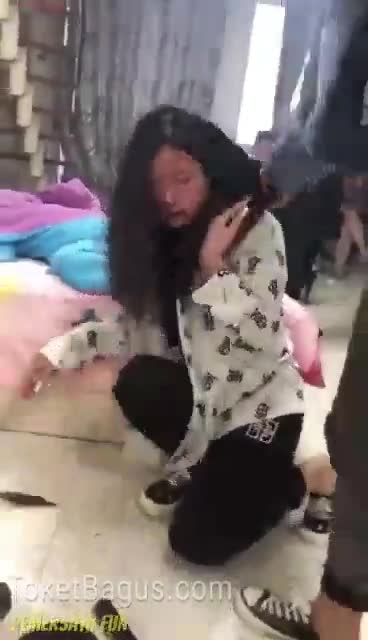 Ketahuan selingkuh malah dientot rame - vidxlr.top