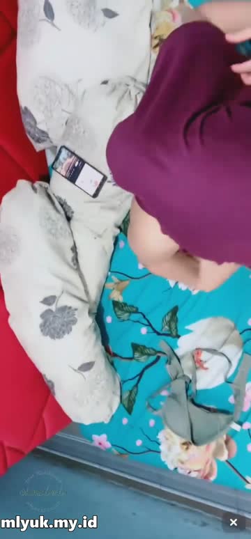 Misca_Jilbab polos di rayu pacar