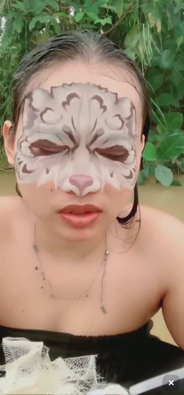 XD AURORA Mandi disungai,gak takut dièmut buaya.mp4