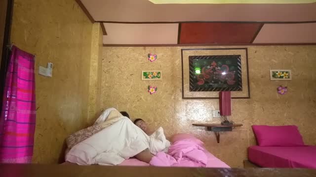 Sma cekin di hotel buat ngeue