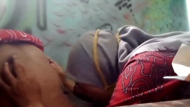 Sepongan hij mantab crot di mulut boss