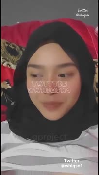 nayla hijab ayam kampus.mp4