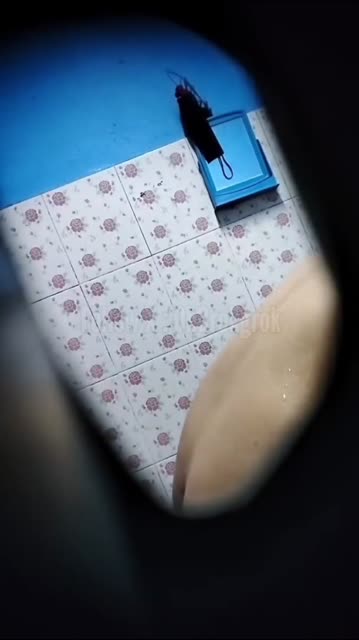 ngintip_mandi_mba_langsing_cantik_-_Lulustream.mp4_-_LuluStream.mp4