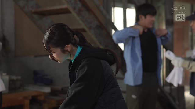 SNOS-255 [ Jav non sub ] Alone With My Strong-willed  Blue-collar Boss In A Shed Where We T.mp4