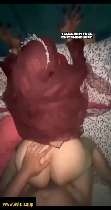 Bercinta Dengan Ukhty Bahenol.mp4