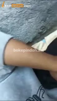 Bokep Indo Jilbab ABG Diewe Di Belakang Rumah Crotin Dalem Bokepindoh.mp4