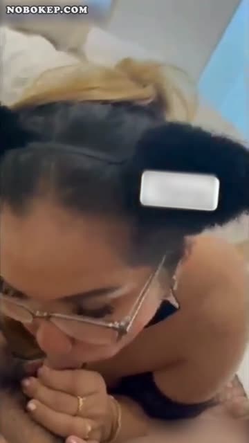 Bokep Indo Bunda Yona Dientot Selingkuhan di Hotel