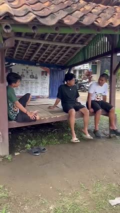 Kalian waktu bocil ada ga si temen yg kalo main kelereng tu anaknya sok jagoan #shorts #lucu #kocak.mp4