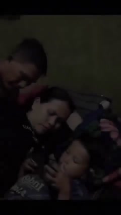 X2Twitter.com_pTNZ9KQ-UR9UfOKg_852p.mp4
