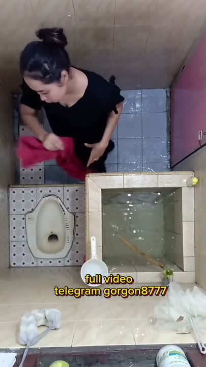 Ngintip Anak Sodara Jauh Mandi Jadi Pengen Mandiin Doi.mp4