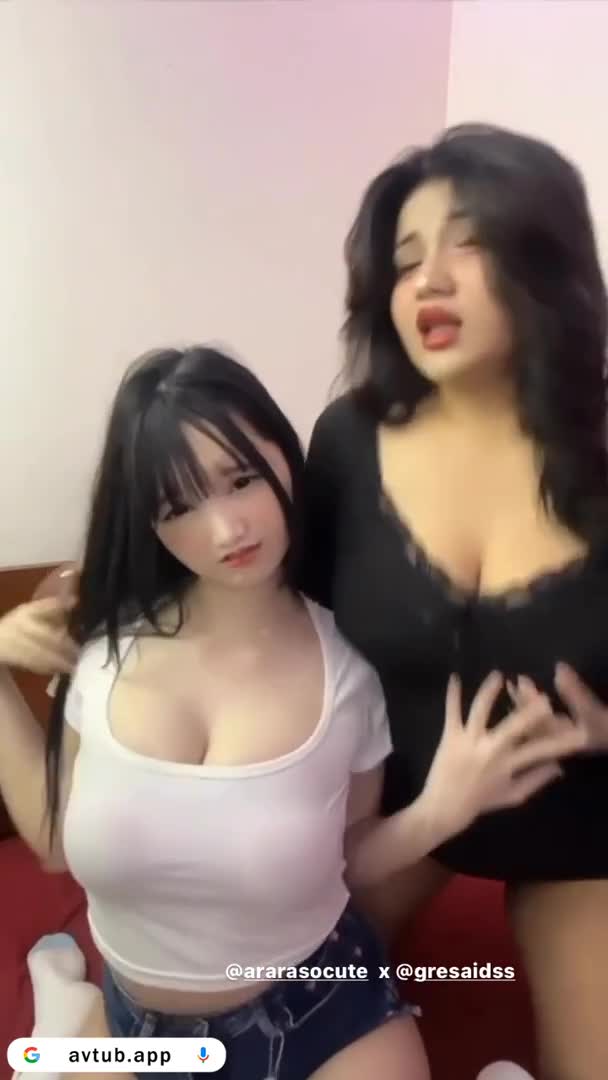 Konten Arachu ft Dea Onlyfans Saling Remas Uting Susu.mp4