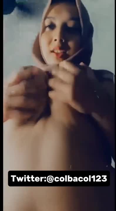 Cikgu Dayana berolah kelamin dengan guru olahraga.mp4