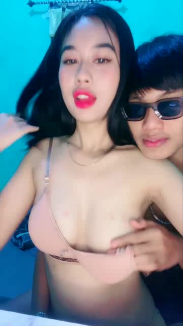 SeruTube - Pagi Gini Enaknya Kenyot Nenen Ayang Kimcil ID 37116964 Mango // 28433