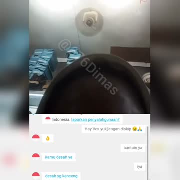 Jilbab sange tobrut lagi jaga toko