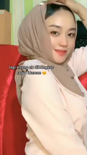 aulia salsa pamer boba.mp4