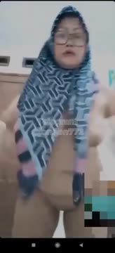 Vcs_sama_Bu_lurah_sange_banget - vikuy.click.mp4