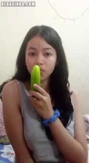 1799-Bokep-Indo-ABG-Bocil-Colmek-Pake-Timun