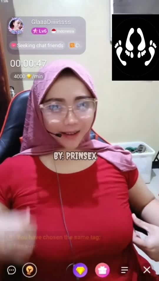 VCS_Wanita_Susu_Gede_Jilbab_Pink_Remas_Teros_Sayang_-_Lulustream.mp4 - PoopHD.mp4