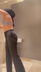 youav.website Ukhti Kacamata Cantik Vcs di kamar mandi mall.mp4