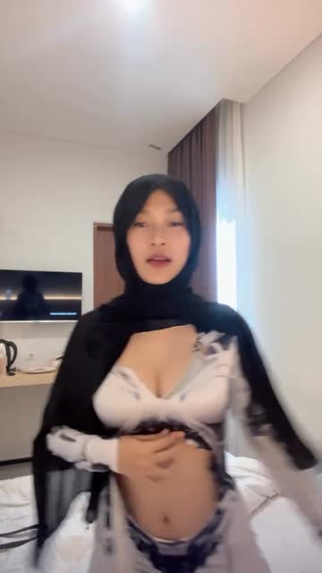 video_2026-10-07_22-55-45.mp4