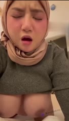 EPORNER.COM - [2yH6ev3q5OZ] Tante Jilbab Toket Gede Gada Obat. (480).mp4