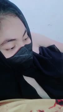 Live ngewe ukhti jilbab bareng pacar crot dalam