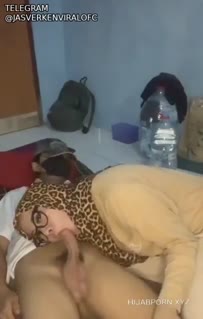 Miss Lia Putri Hijab Shemale vs Brondong Smp 05 - Telegram @jasverkenviralofc - Bokep Indo Viral.mp4
