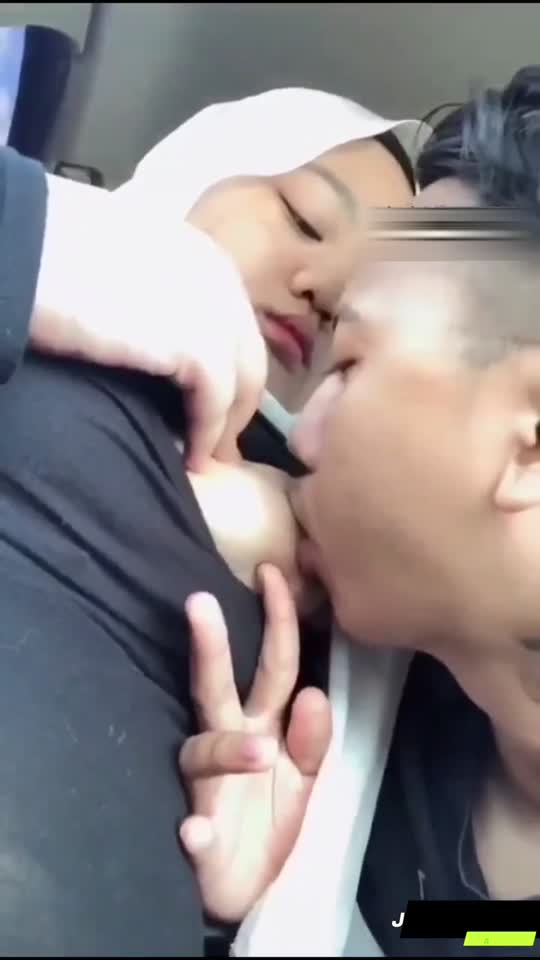 Telegram @jasverkenviralofc - Yang lagi rame di mobil 02 - Bokep Indo Viral.mp4