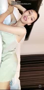 Karina prank tukang pijat 02 - Telegram @jasverkenviralofc - Bokep Indo Viral.mp4