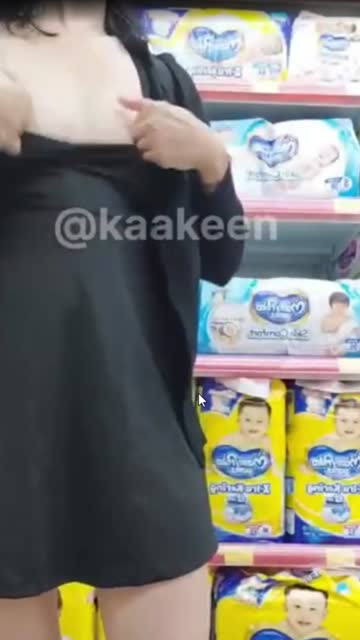KaaKeen Part II Exhib sambil Quick Squirt di Indomaret.mp4