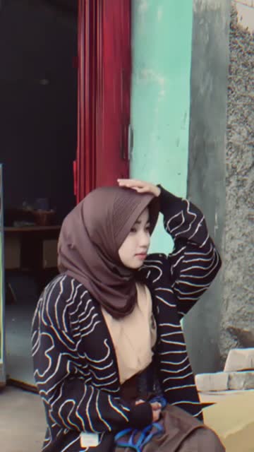 Lauraa - Join Tele @lupabelum (22).mp4