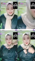 VCS_Berbayar_Cewek_Jilbab_Bugil_Gemoy_di_Aplikasi_Chamet.mp4