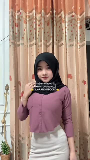 Amelia_Putri_.mp4