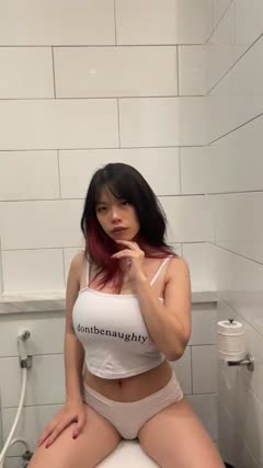 Yura Tamaki White Bikini x Tanktop - Join Tele @lupabelum (17).mp4