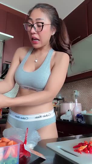 Dhea Zautha - Join Tele @lupabelum (1).mp4