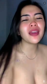 CLARAA BESTIEE BERBAGI KEHANGATAN 1 - DoodStream.mp4