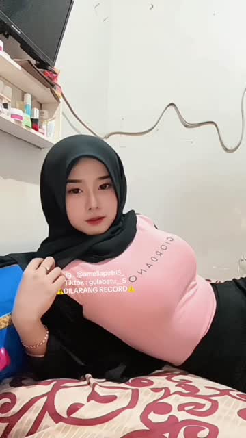 Amelia Putri TikTok Exclusive - Join Tele @lupabelum (42).mp4