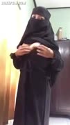 Bokep Indo Miss Lutty Jilbab Bercadar Dildo Squirt - BOKEPSIN