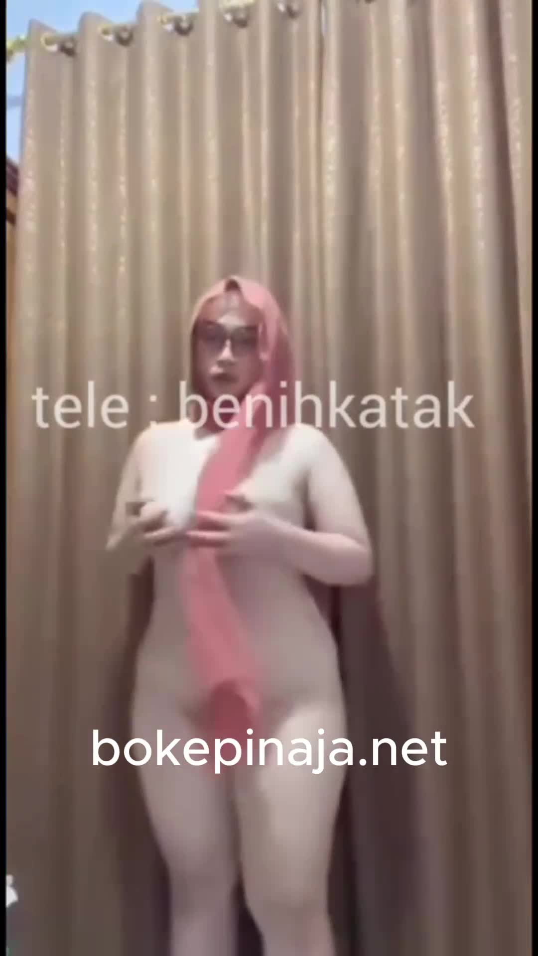 Bu Guru Salsa Meki Tembem Viral - BOKEPINAJA.COM.mp4