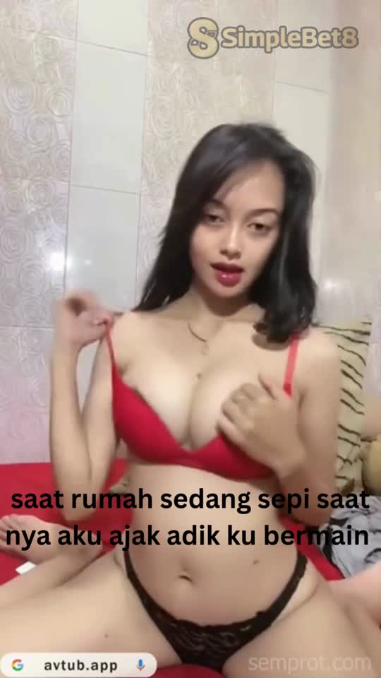 Larasati Salma Live Threesome (2).mp4